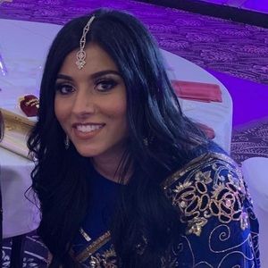 Meet your Posher, Arisha